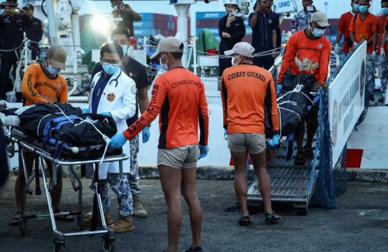 Thảm kịch chìm phà chở 350 người ngòai khơi Philippines , nhiều người mất tích - Ảnh 2. Thảm kịch chìm phà chở 350 người ngòai khơi Philippines , nhiều người mất tích - Ảnh 2.