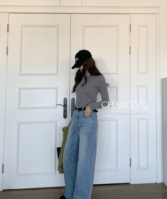 5 Cách phối áo thun dài tay siêu trẻ cho ngày ấm áp 2026 - Ảnh 10. 5 Cách phối áo thun dài tay siêu trẻ cho ngày ấm áp 2026 - Ảnh 10.