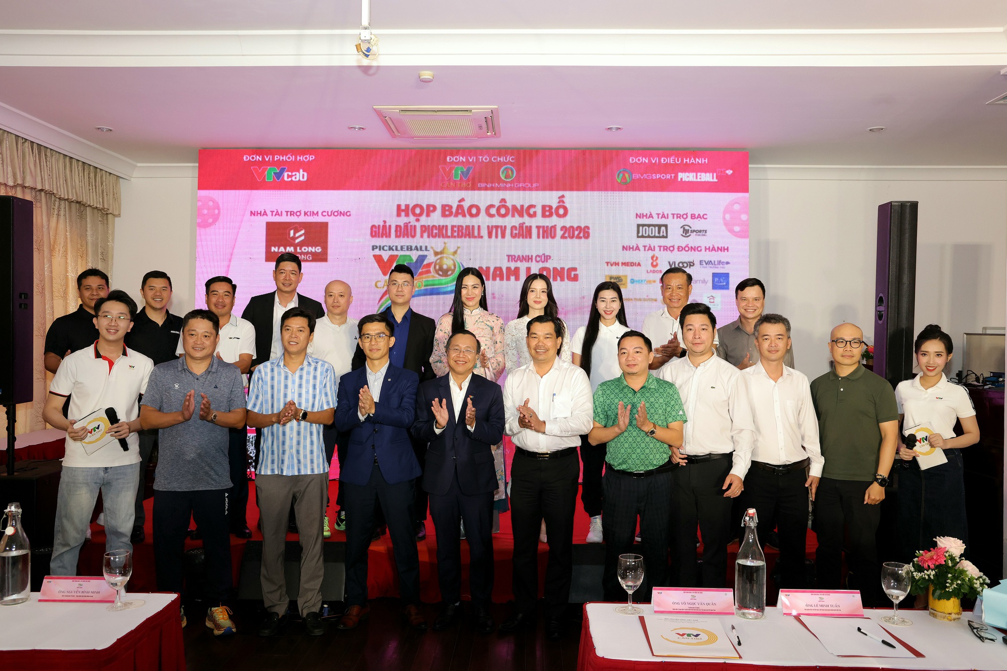 Giải pickleball lớn nhất ĐBSCL c&oacute; tổng gi&aacute; trị giải thưởng hơn 2 tỉ đồng - Ảnh 4.