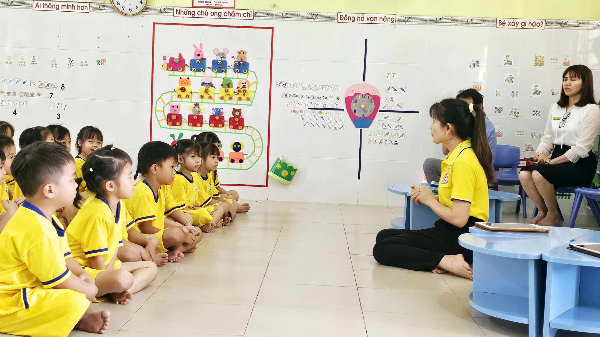 Giáo dục giới tính cho trẻ mầm non, cần sự vào cuộc của phụ huynh và nhà trường - Ảnh 2.