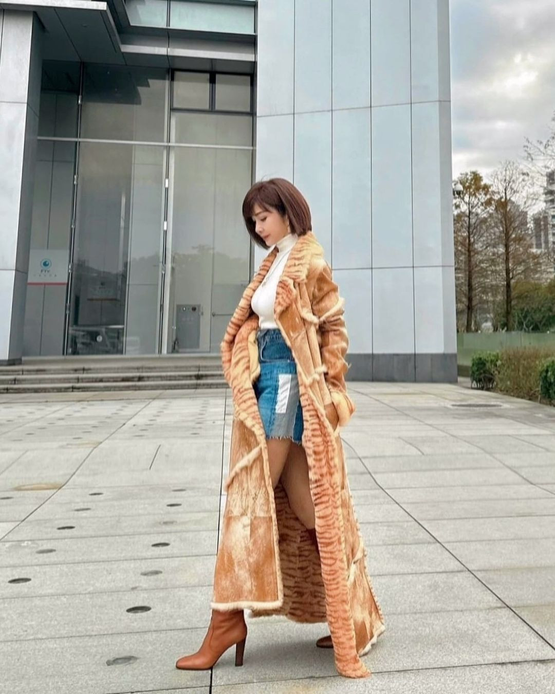 Bước sang tuổi 69, mỹ nhân này vẫn trẻ đẹp ngỡ ngàng: Nhìn như gái ngoài 30 nhờ kết thân 1 loại củ giảm viêm, bảo tồn collagen, bếp người Việt luôn sẵn- Ảnh 10. Bước sang tuổi 69, mỹ nhân này vẫn trẻ đẹp ngỡ ngàng: Nhìn như gái ngoài 30 nhờ kết thân 1 loại củ giảm viêm, bảo tồn collagen, bếp người Việt luôn sẵn- Ảnh 10.