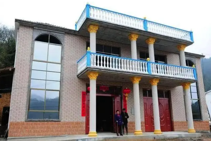 Năm xưa về quê xây nhà là niềm hãnh diện, khi 58 tuổi, đến lúc dưỡng già mới thấm thía hối hận- Ảnh 1.