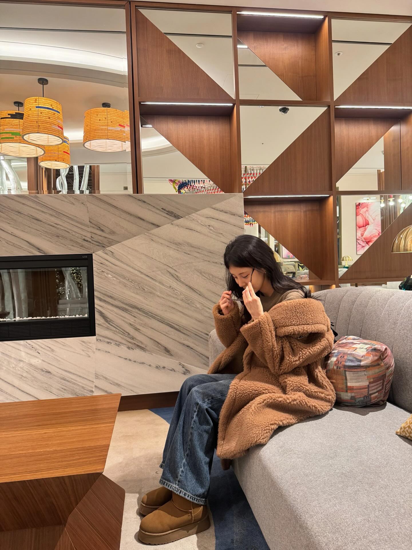 Phong cách Seohyun: Bí quyết diện đồ trẻ trung và thanh lịch của nàng gái ngoan U40 - Ảnh 9. Phong cách Seohyun: Bí quyết diện đồ trẻ trung và thanh lịch của nàng gái ngoan U40 - Ảnh 9.