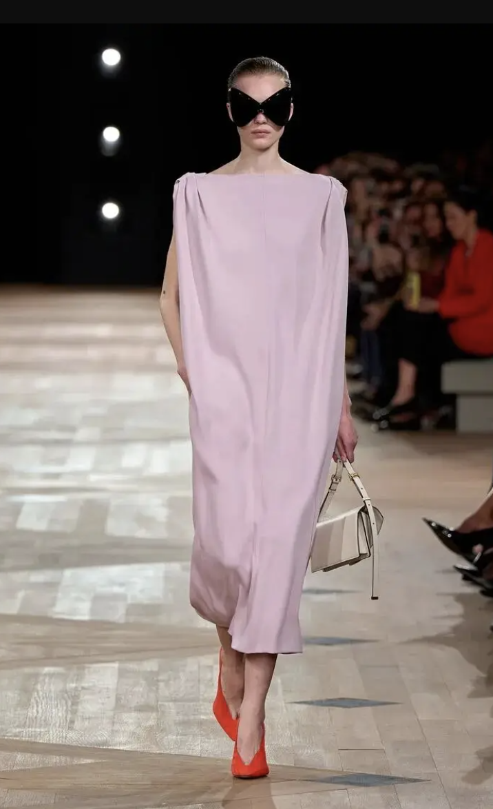 Dự b&aacute;o gam m&agrave;u thời trang Xu&acirc;n H&egrave; 2026: Kh&iacute; chất rực rỡ cho ph&aacute;i đẹp - Ảnh 39.