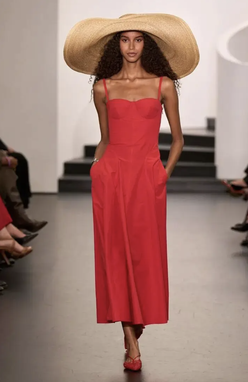 Dự b&aacute;o gam m&agrave;u thời trang Xu&acirc;n H&egrave; 2026: Kh&iacute; chất rực rỡ cho ph&aacute;i đẹp - Ảnh 47.