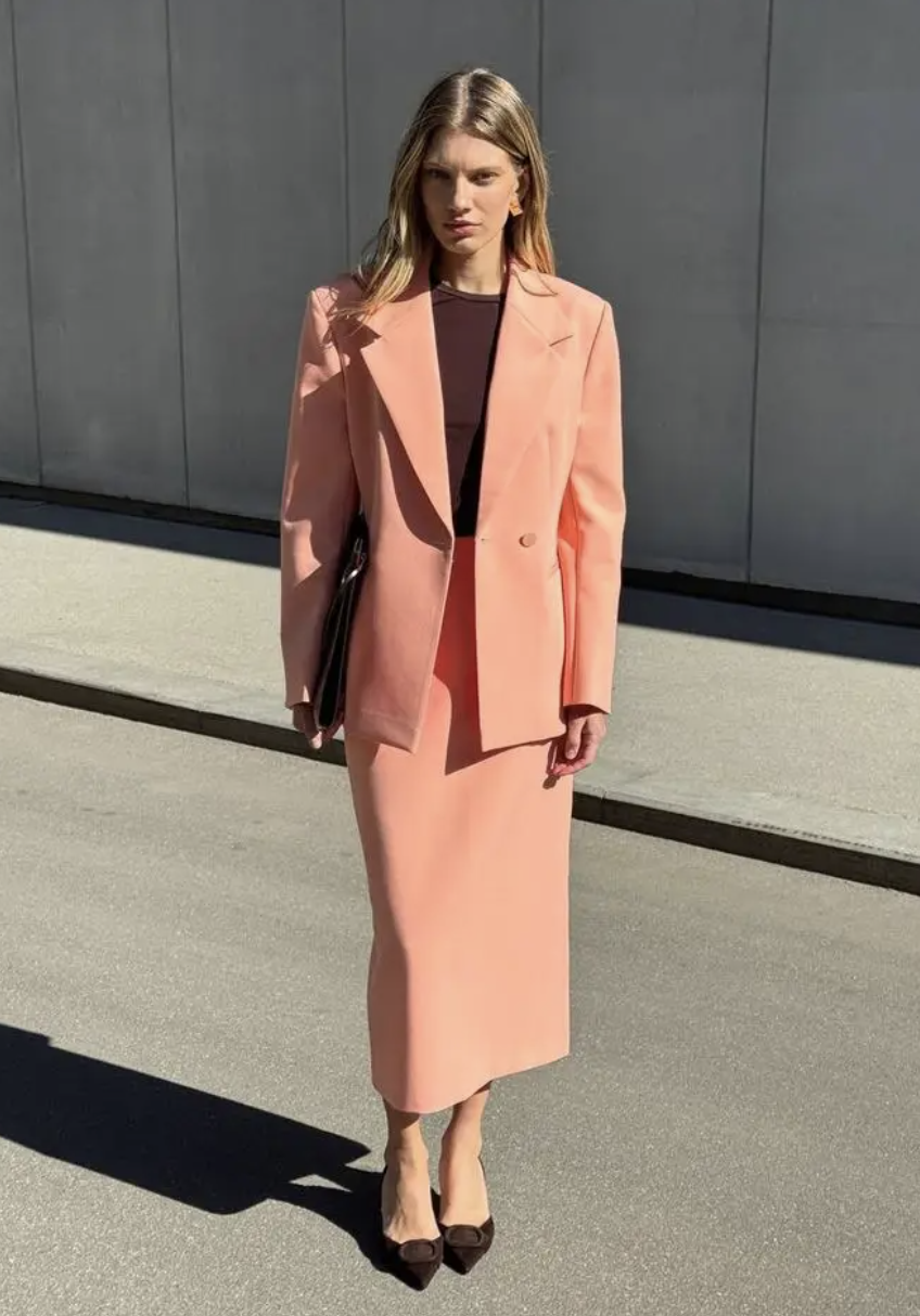 Dự b&aacute;o gam m&agrave;u thời trang Xu&acirc;n H&egrave; 2026: Kh&iacute; chất rực rỡ cho ph&aacute;i đẹp - Ảnh 56.