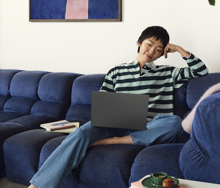 ASUS giới thiệu dải laptop trang bị chip Ryzen AI 400 Series đầu ti&ecirc;n tại Việt Nam: Vivobook S14/S16 v&agrave; Zenbook 14- Ảnh 2.