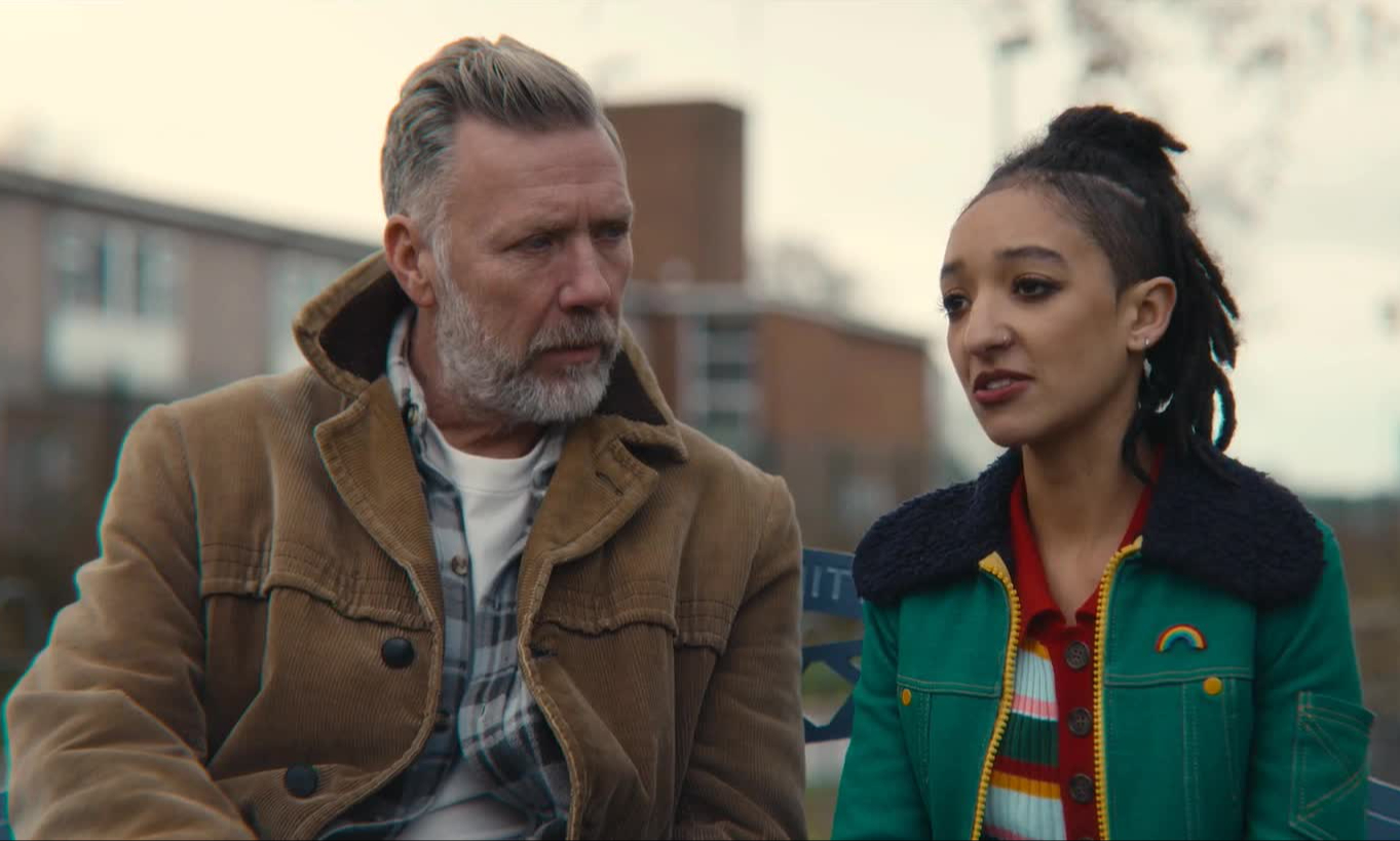 Xem phim Sex Education, t&ocirc;i sốc tột độ khi con đề nghị: 