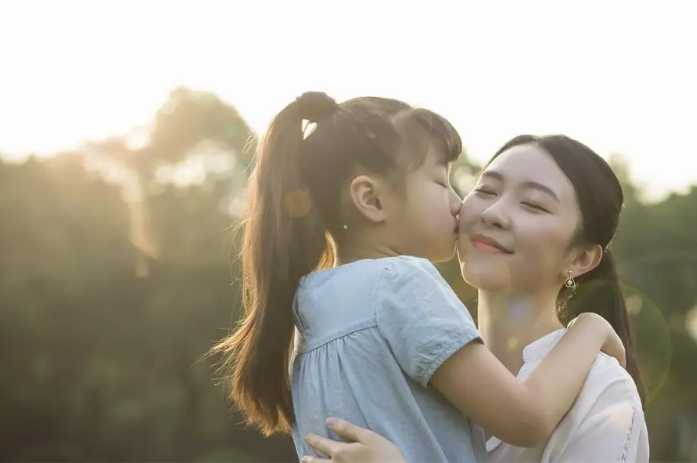 Không cần “nắm thóp” con cái: Cấp độ cao nhất của việc nuôi dạy con là buông bỏ ham muốn kiểm soát- Ảnh 4. Không cần “nắm thóp” con cái: Cấp độ cao nhất của việc nuôi dạy con là buông bỏ ham muốn kiểm soát- Ảnh 4.