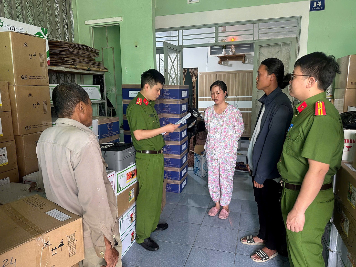 Vụ thuốc bảo vệ thực vật giả: 19 C&ocirc;ng ty 'ma' bị triệt ph&aacute; tại Đắk Lắk - Ảnh 2.