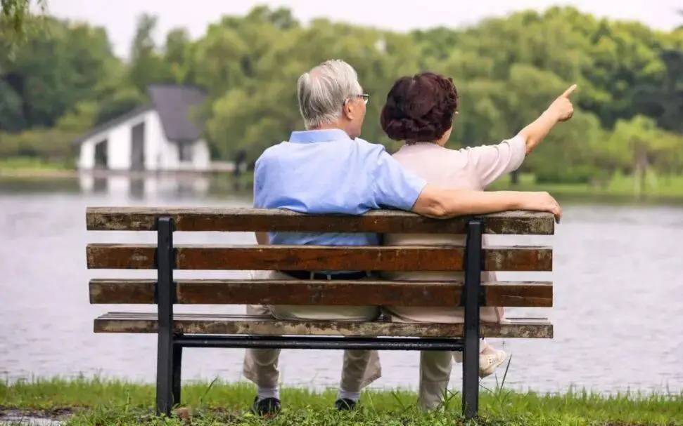 Trứng đứng thứ 5 trong số các loại thực phẩm giàu protein phù hợp nhất cho người cao tuổi, đứng đầu