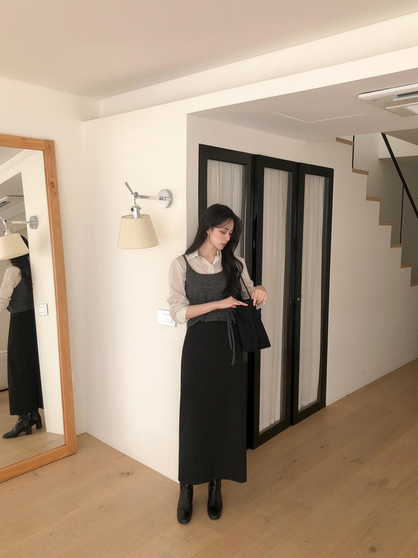 Thời trang hack tuổi 2026: 4 Item giúp bạn trẻ trung và hiện đại hơn - Ảnh 7. Thời trang hack tuổi 2026: 4 Item giúp bạn trẻ trung và hiện đại hơn - Ảnh 7.