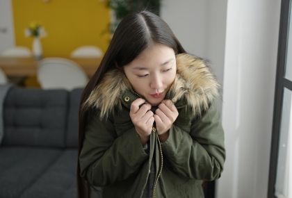 Trời c&agrave;ng lạnh c&agrave;ng dễ đột quỵ, nhồi m&aacute;u cơ tim: B&aacute;c sĩ cảnh b&aacute;o 6 c&aacute;ch giữ ấm tưởng đ&uacute;ng m&agrave; h&oacute;a ra rất nguy hiểm- Ảnh 3.