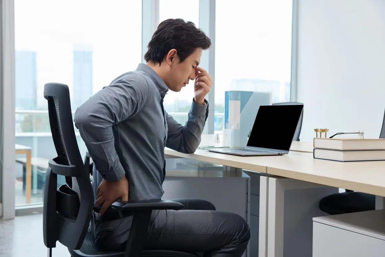 90% bệnh nhân nhồi máu não thường làm 3 việc nhỏ này 3 ngày trước khi bị đột quỵ, rất có thể bạn đang làm việc thứ 2 ngay lúc này! - Ảnh 2.