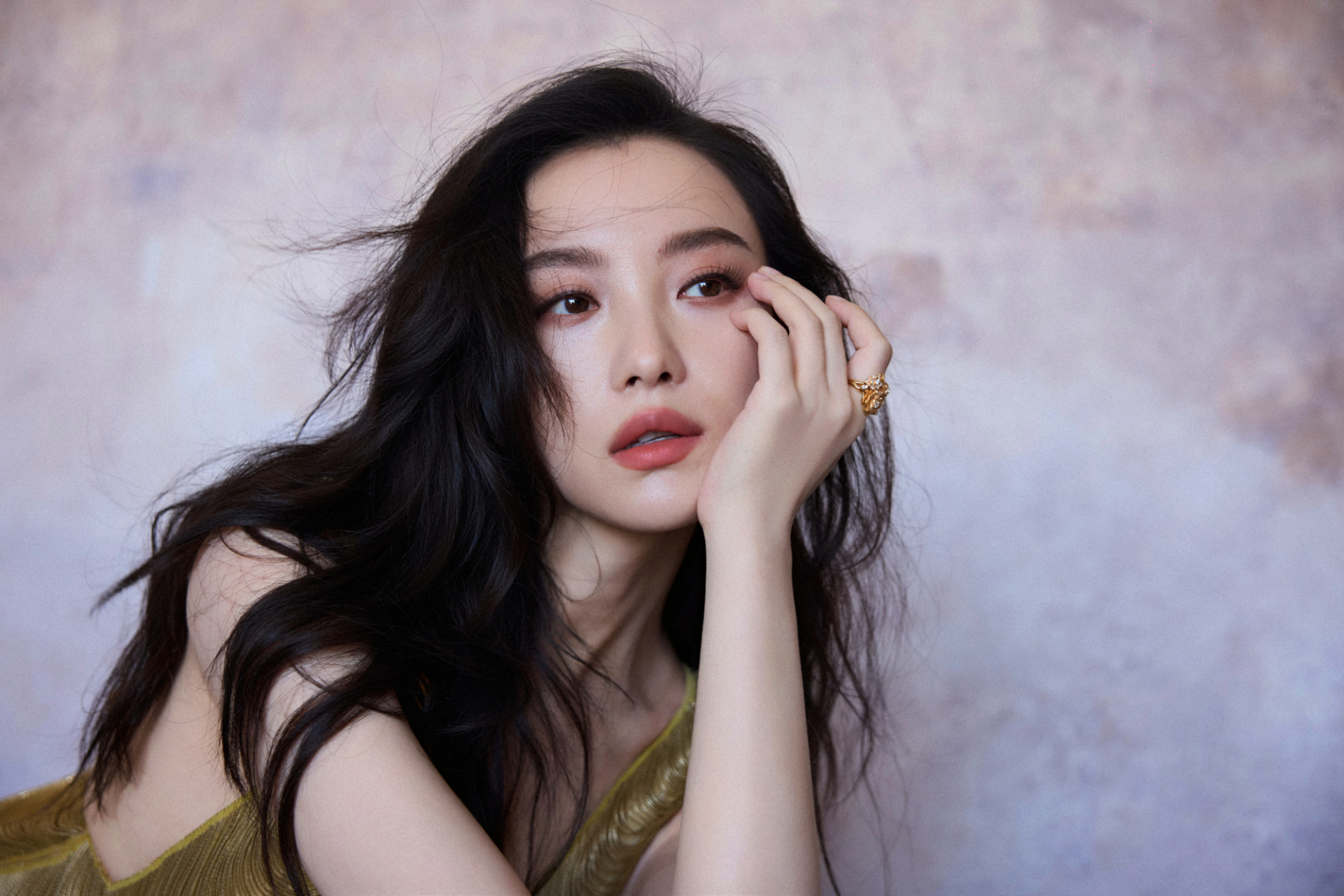 Ai giũa lại c&aacute;i nết của 5 mỹ nh&acirc;n Trung Quốc đối xử với trợ l&yacute; nghệ sĩ như người hầu - Ảnh 9.