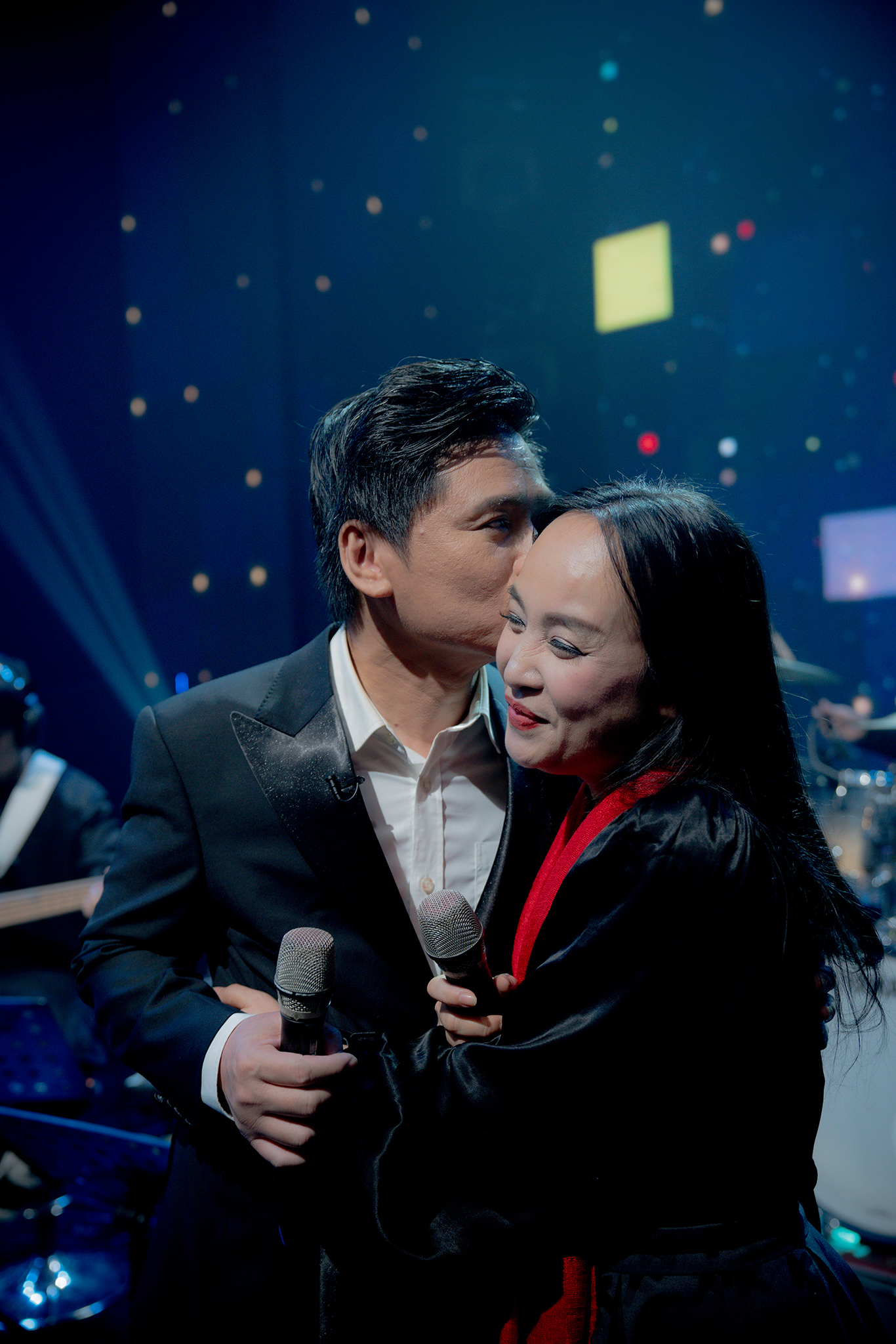 Hậu trường cặp vợ chồng quyền lực Tấn Minh - Thu Huyền trong nghệ thuật Việt Nam - Ảnh 6.