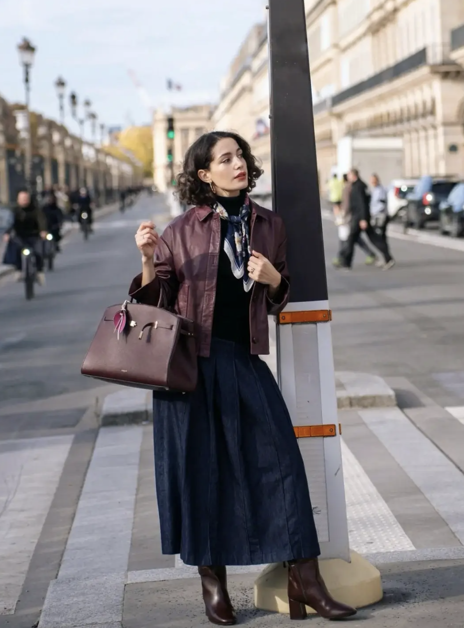 C&ocirc;ng thức d&agrave;i + d&agrave;i cho street style 2026: Sang trọng bất ngờ từ sự thỏai m&aacute;i - Ảnh 25.