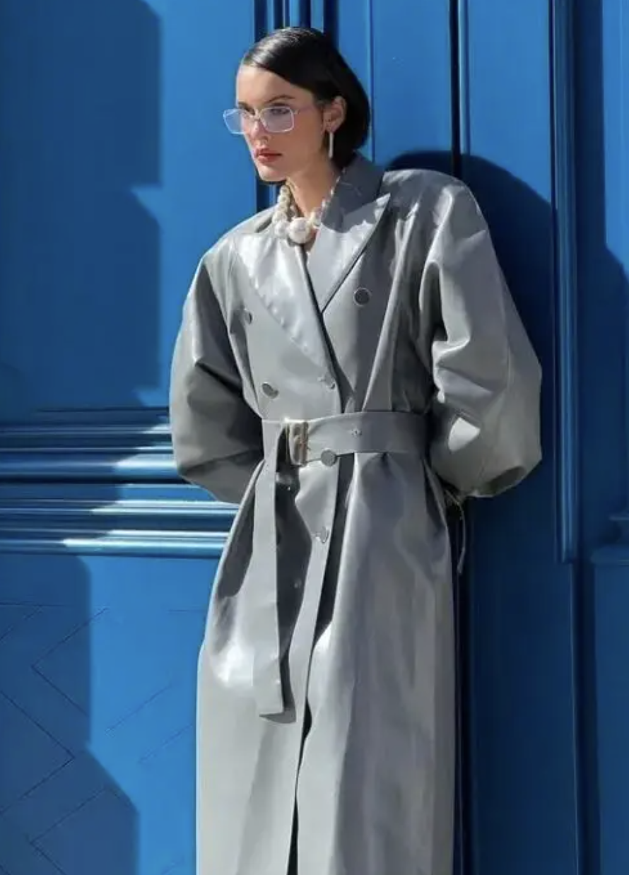 Diện đồ m&ugrave;a đ&ocirc;ng kh&ocirc;ng bị nuốt d&aacute;ng với phong c&aacute;ch Tam gi&aacute;c ngược sang trọng - Ảnh 8.