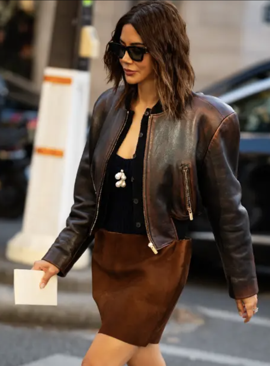 Diện đồ m&ugrave;a đ&ocirc;ng kh&ocirc;ng bị nuốt d&aacute;ng với phong c&aacute;ch Tam gi&aacute;c ngược sang trọng - Ảnh 23.