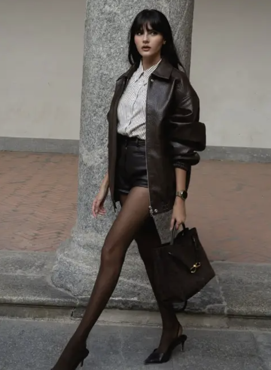 Diện đồ m&ugrave;a đ&ocirc;ng kh&ocirc;ng bị nuốt d&aacute;ng với phong c&aacute;ch Tam gi&aacute;c ngược sang trọng - Ảnh 27.