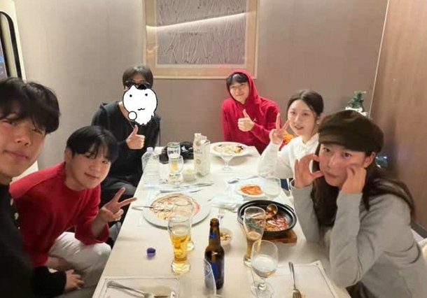 D&agrave;n sao nh&iacute; Bố Ơi M&igrave;nh Đi Đ&acirc;u Thế tụ họp sau 13 năm: Đẹp đều, học vấn v&agrave; nghề nghiệp hiện tại mới sốc- Ảnh 1.