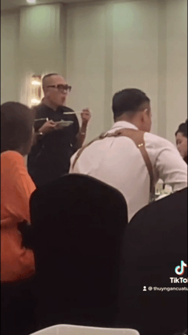 Cặp sao Vbiz nghi l&eacute;n l&uacute;t y&ecirc;u đương, sẽ c&ocirc;ng khai trong năm nay?- Ảnh 4.