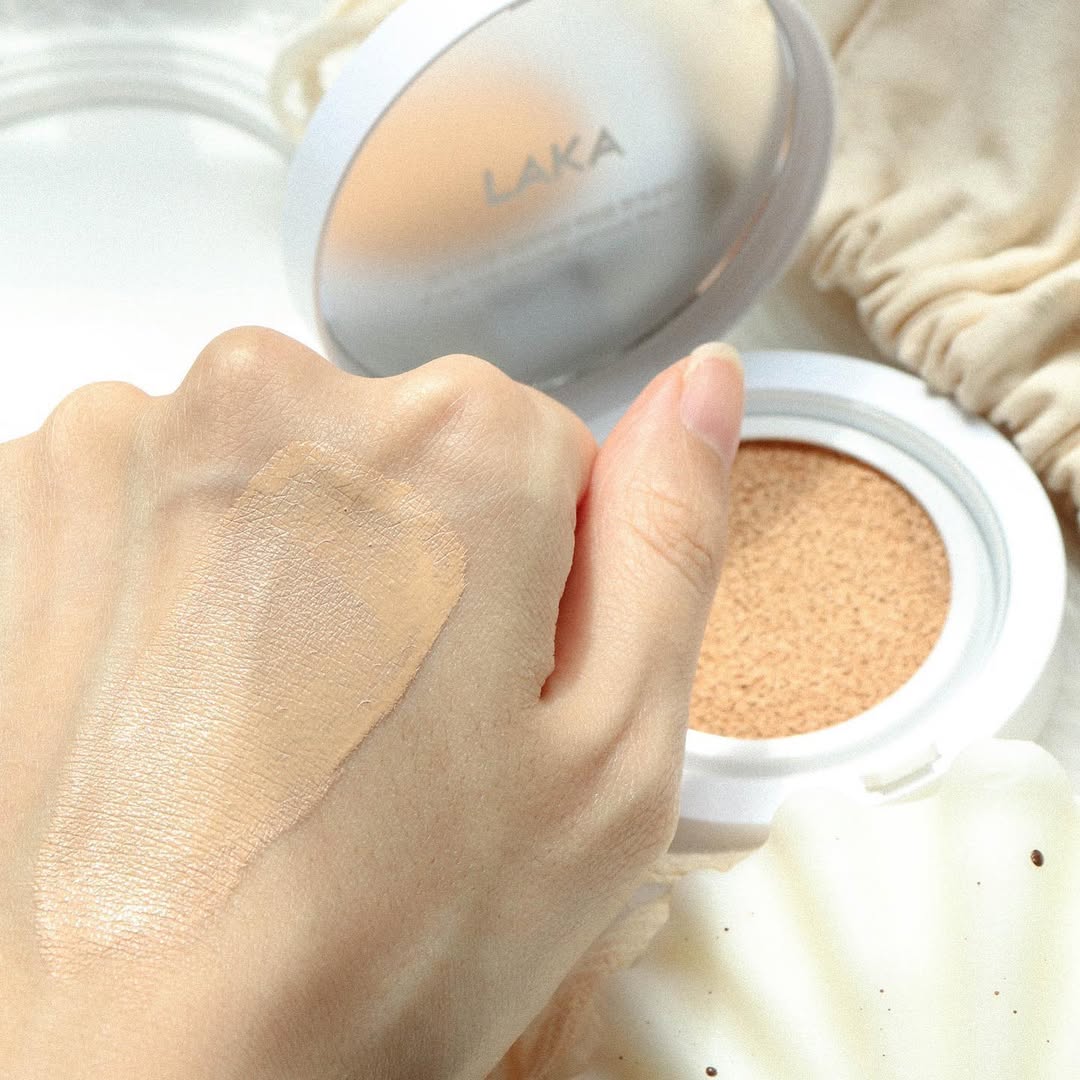 8 hộp cushion xứ H&agrave;n đ&aacute;ng mua nhất năm: Chọn đ&uacute;ng, da đẹp ngay từ c&aacute;i chạm đầu ti&ecirc;n - Ảnh 11.