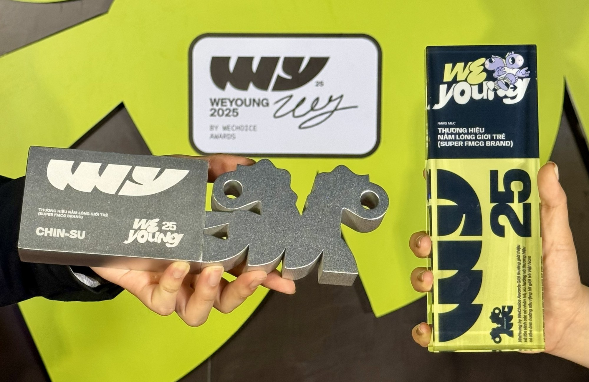 CHIN-SU “trăm màu trăm trẻ, trăm phần trăm trẻ” được Gen Z gọi tên ở giải thưởng WeYoung 2025- Ảnh 1. CHIN-SU “trăm màu trăm trẻ, trăm phần trăm trẻ” được Gen Z gọi tên ở giải thưởng WeYoung 2025- Ảnh 1.