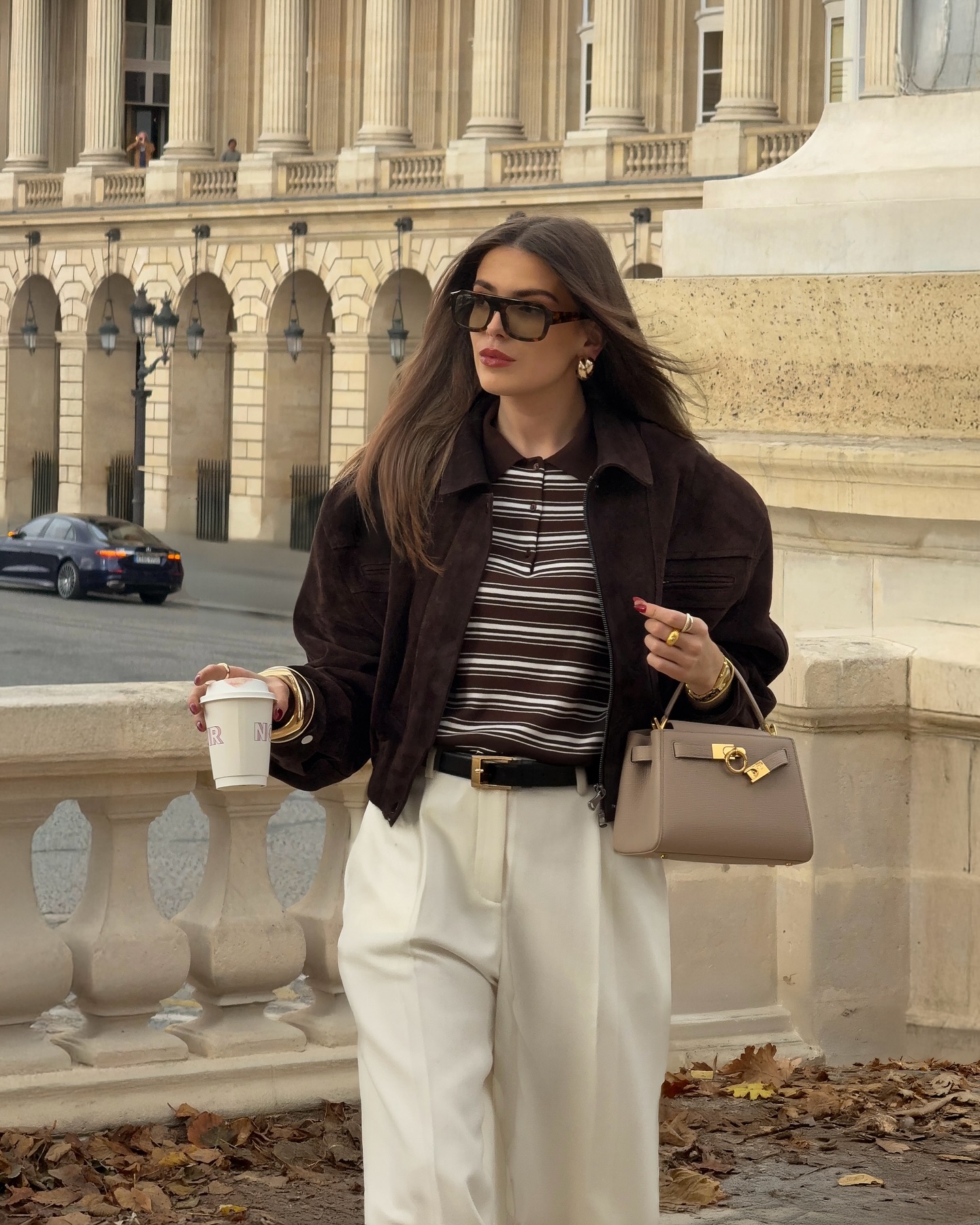 Phong cách thời trang phụ nữ Pháp: 5 Công thức đơn giản nhưng sang trọng - Ảnh 2. Phong cách thời trang phụ nữ Pháp: 5 Công thức đơn giản nhưng sang trọng - Ảnh 2.