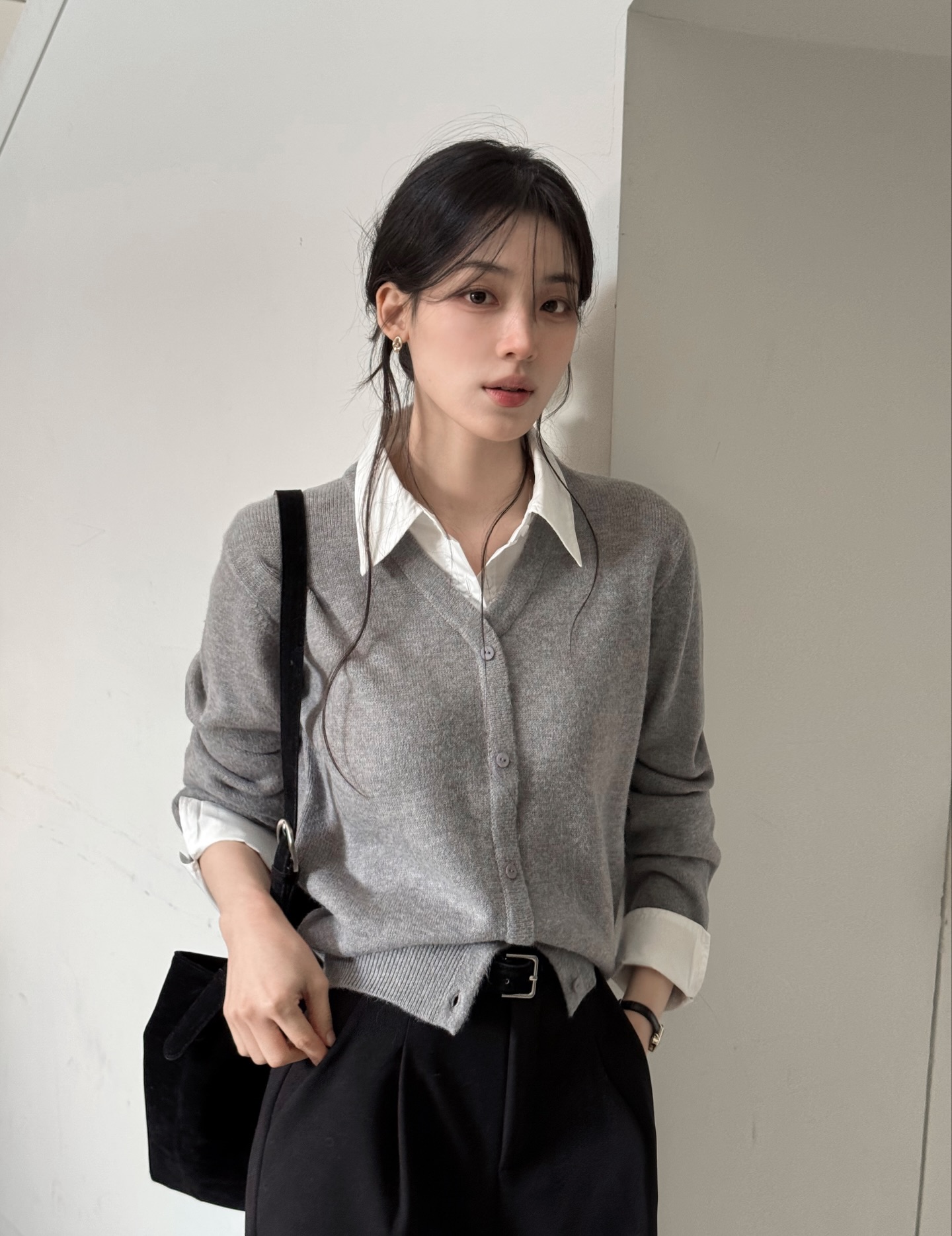 5 Cách phối đồ với áo len giúp Bạn đẹp và thời thượng trong mùa đông này - Ảnh 6. 5 Cách phối đồ với áo len giúp Bạn đẹp và thời thượng trong mùa đông này - Ảnh 6.