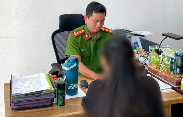 Sinh vi&ecirc;n Đ&agrave; Nẵng bị nh&oacute;m người giả danh giảng vi&ecirc;n bắt c&oacute;c online g&acirc;y hoang mang - Ảnh 1.