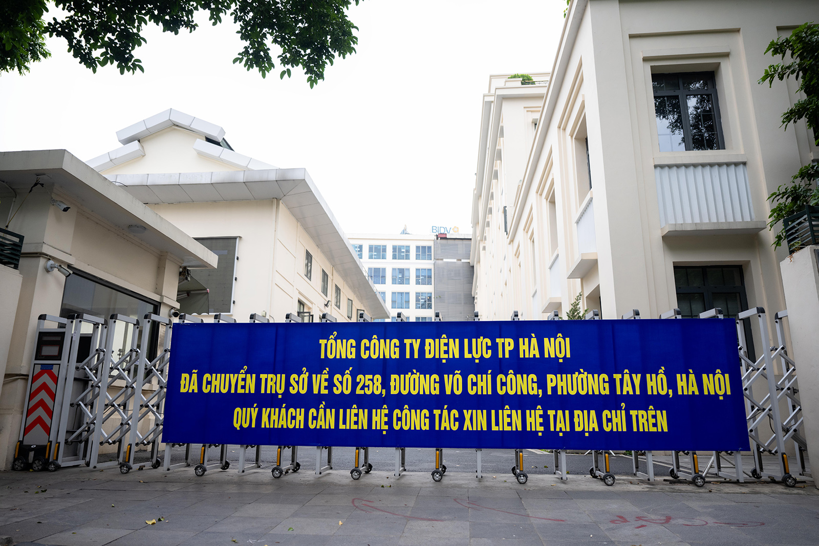 Người dân khu Người dân khu