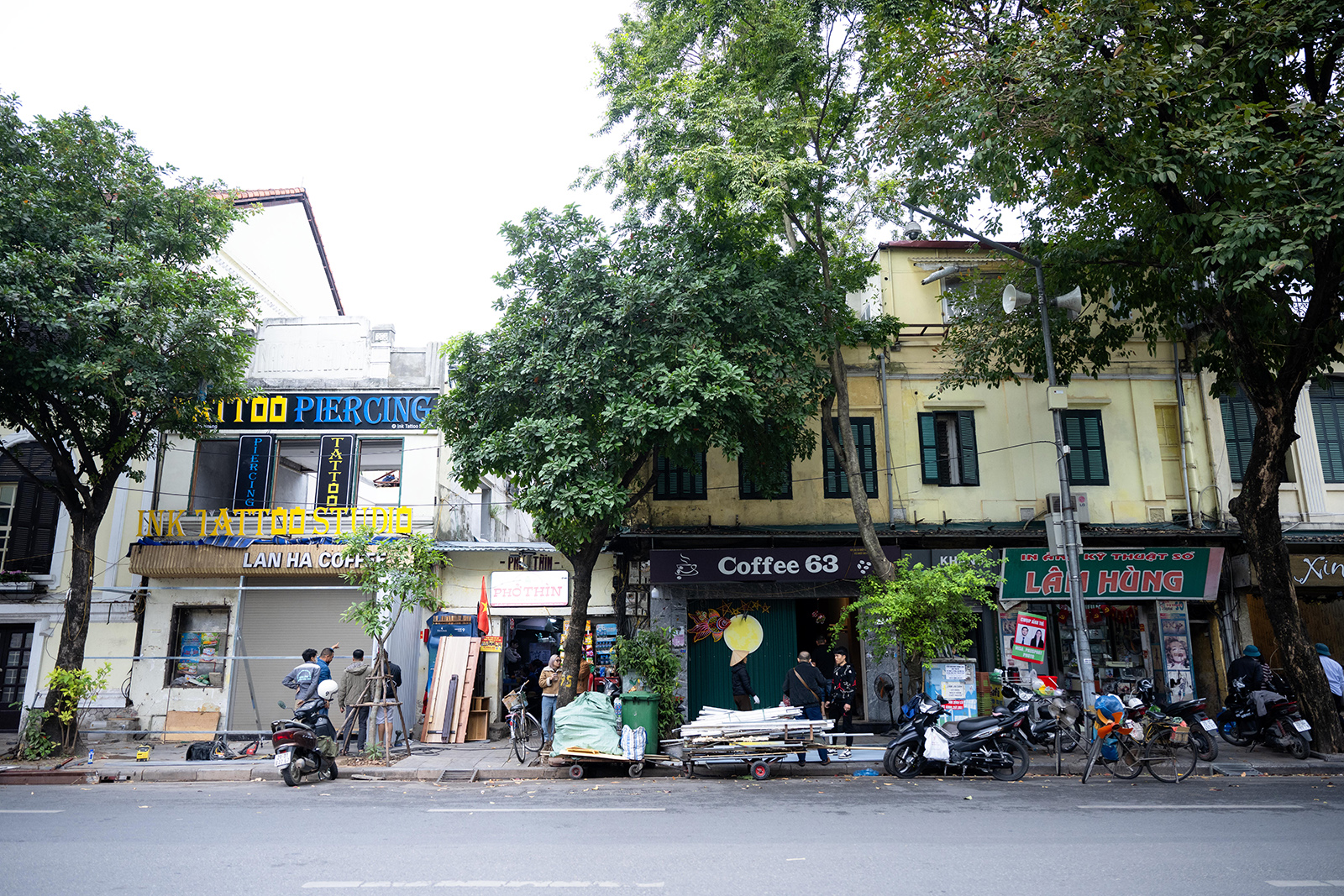 Người dân khu Người dân khu