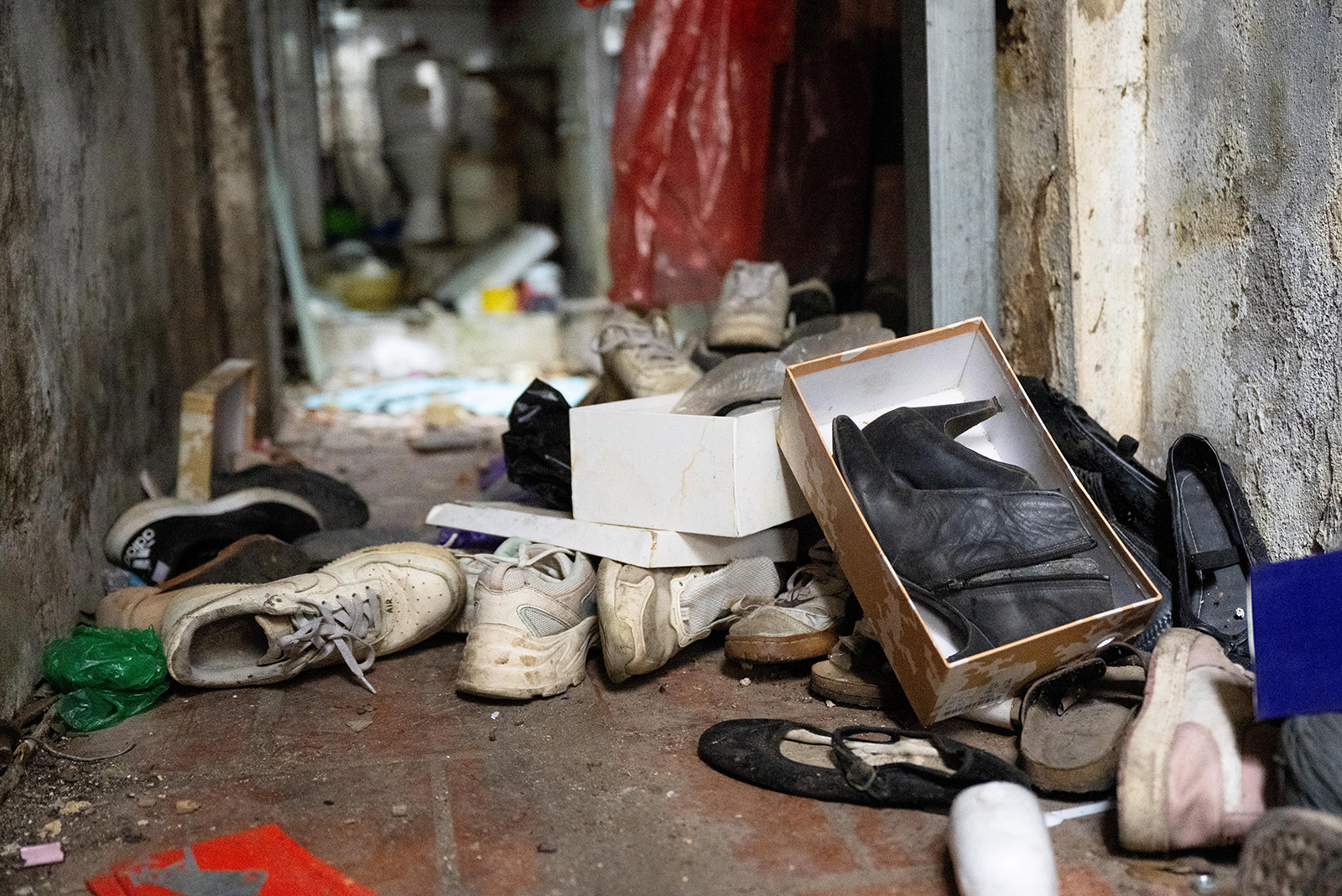 Người dân khu Người dân khu