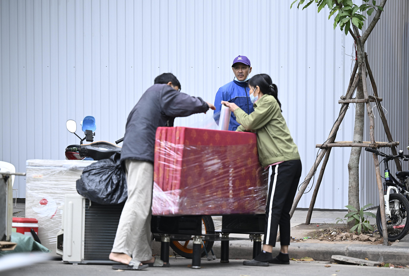 Người dân khu Người dân khu