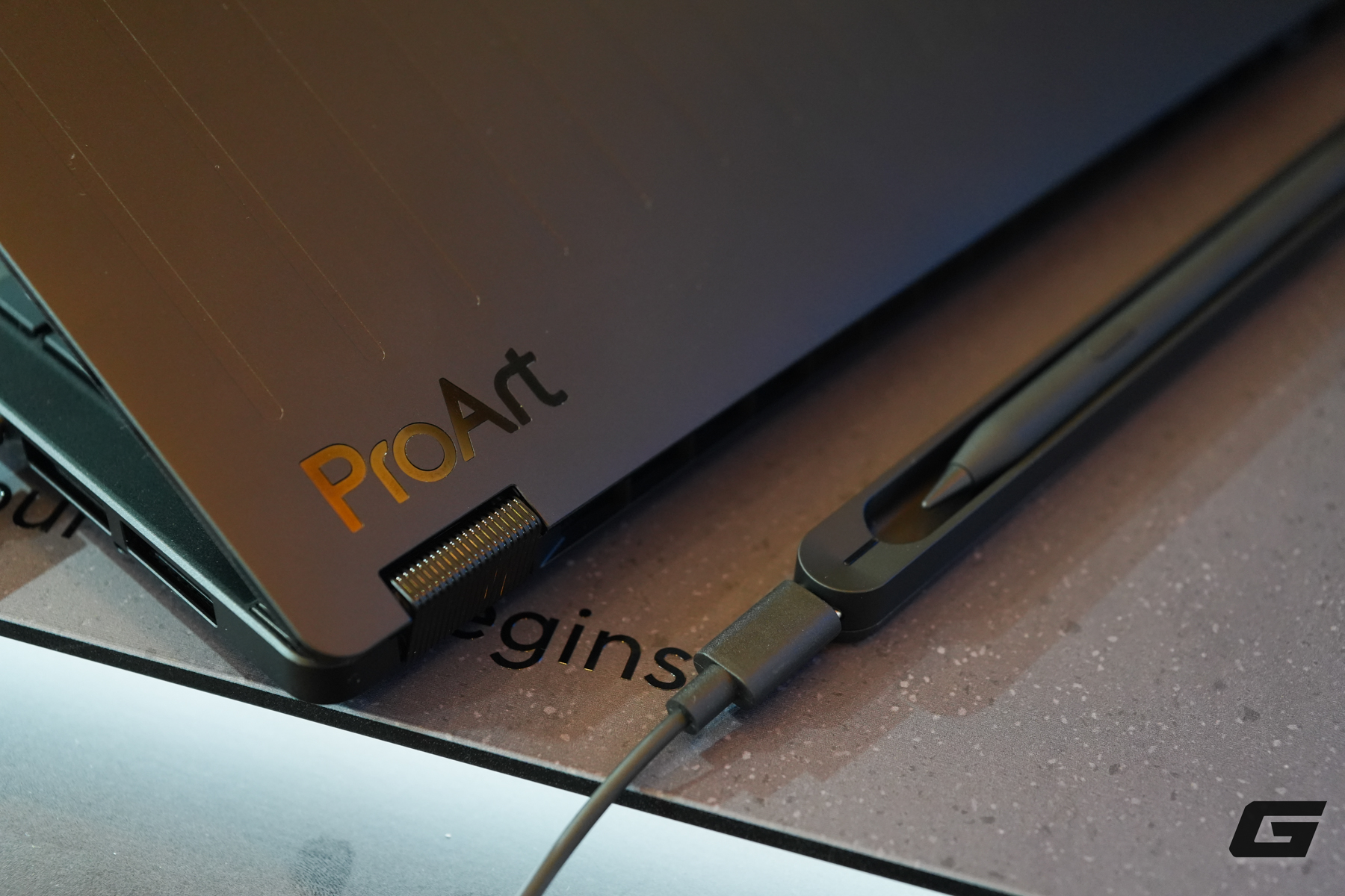 ASUS ra mắt loạt ProArt mới tại CES 2026: Tablet PZ14 chạy Snapdragon X2 Elite v&agrave; ProArt GoPro Edition d&ugrave;ng AMD Strix Halo- Ảnh 13.