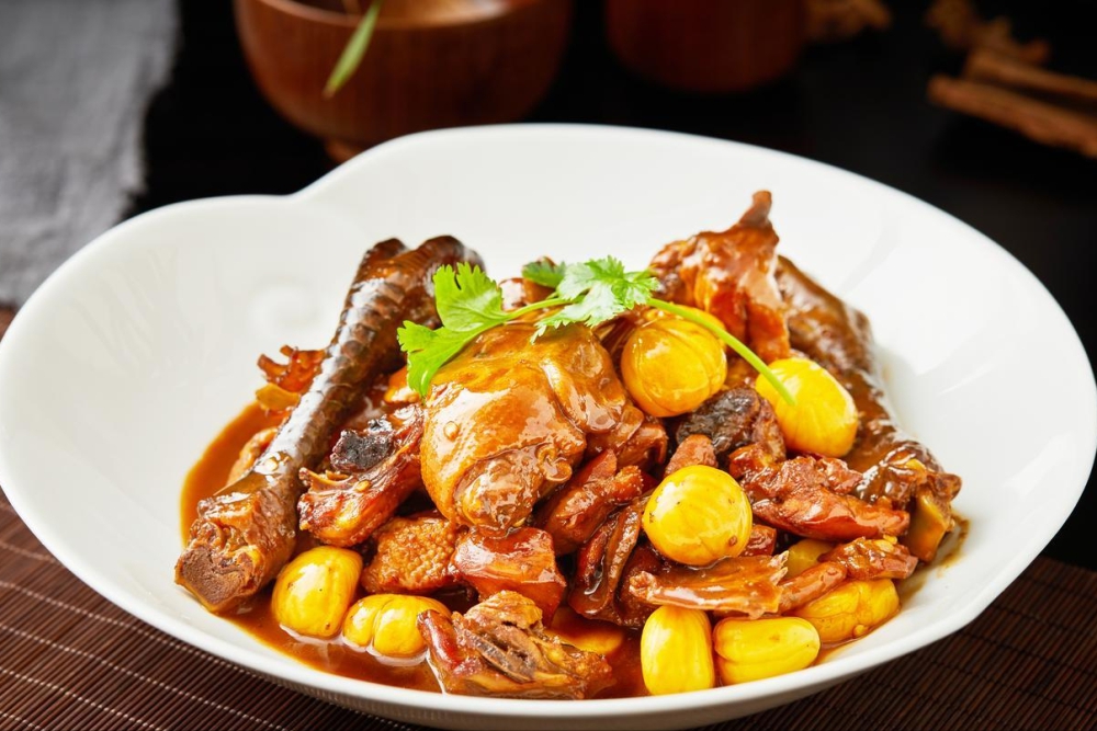 Kh&ocirc;ng bồi bổ sức khỏe ng&agrave;y đ&ocirc;ng lạnh gi&aacute;, bạn sẽ  chịu khổ v&agrave;o m&ugrave;a xu&acirc;n: Người trung ni&ecirc;n n&ecirc;n ăn nhiều hơn 4 m&oacute;n để t&iacute;ch lũy năng lượng- Ảnh 4.