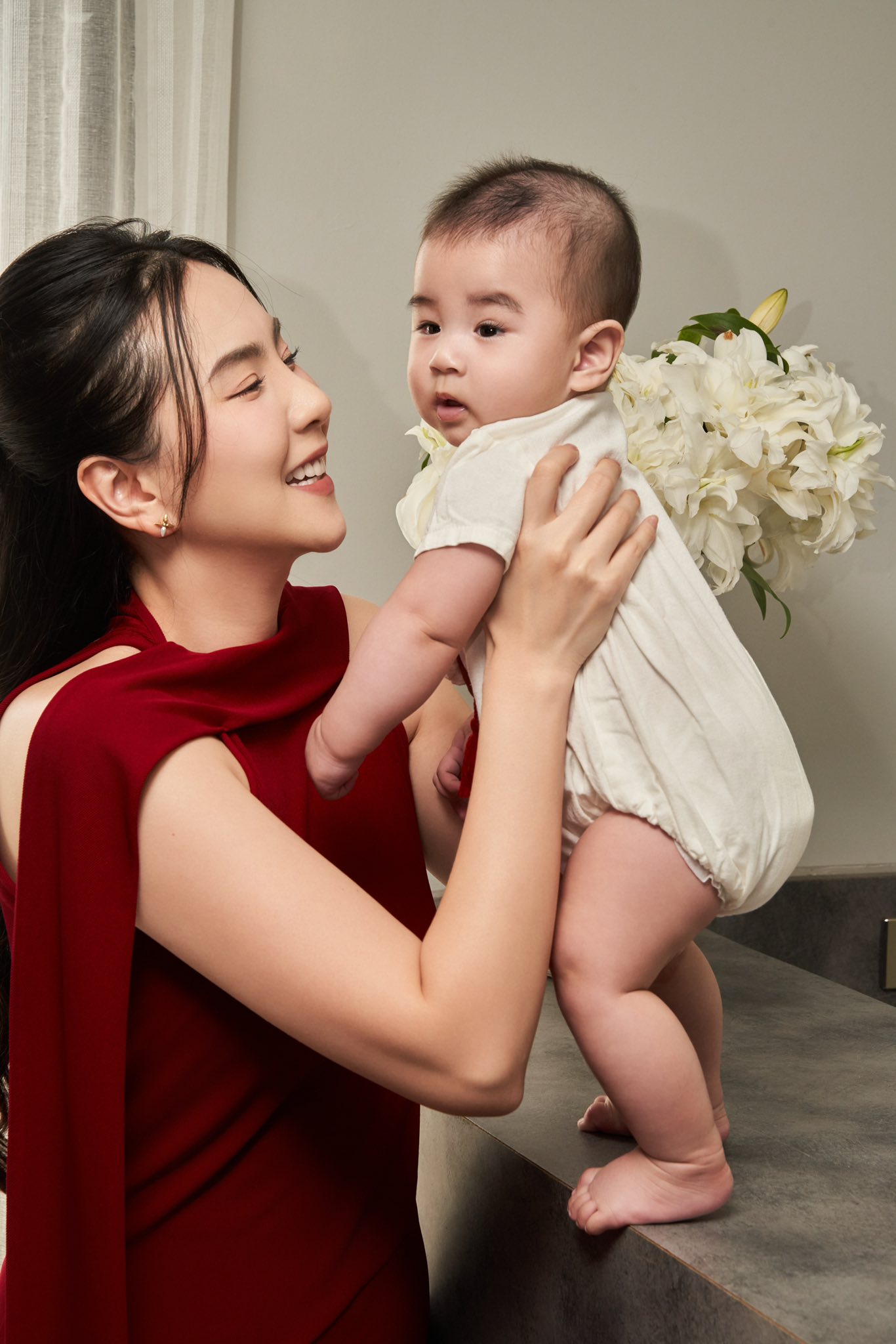 Bé Panda - quý tử nhà MC Mai Ngọc: Chú bé siêu trộm vía, cứng cáp và bụ bẫm với đôi mắt biết cười- Ảnh 13. Bé Panda - quý tử nhà MC Mai Ngọc: Chú bé siêu trộm vía, cứng cáp và bụ bẫm với đôi mắt biết cười- Ảnh 13.