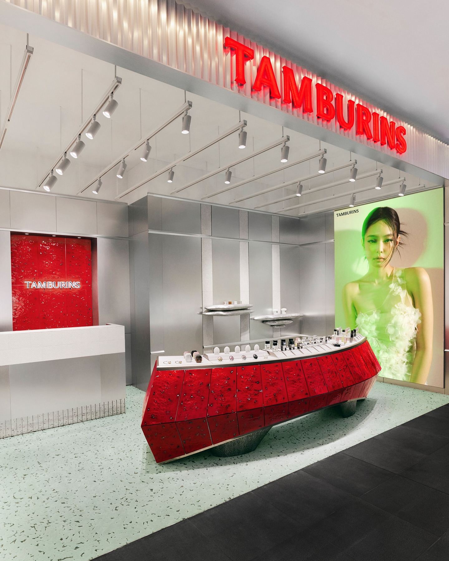 Gentle Monster gặp phốt chấn động, Jennie bị réo tên- Ảnh 3. Gentle Monster gặp phốt chấn động, Jennie bị réo tên- Ảnh 3.