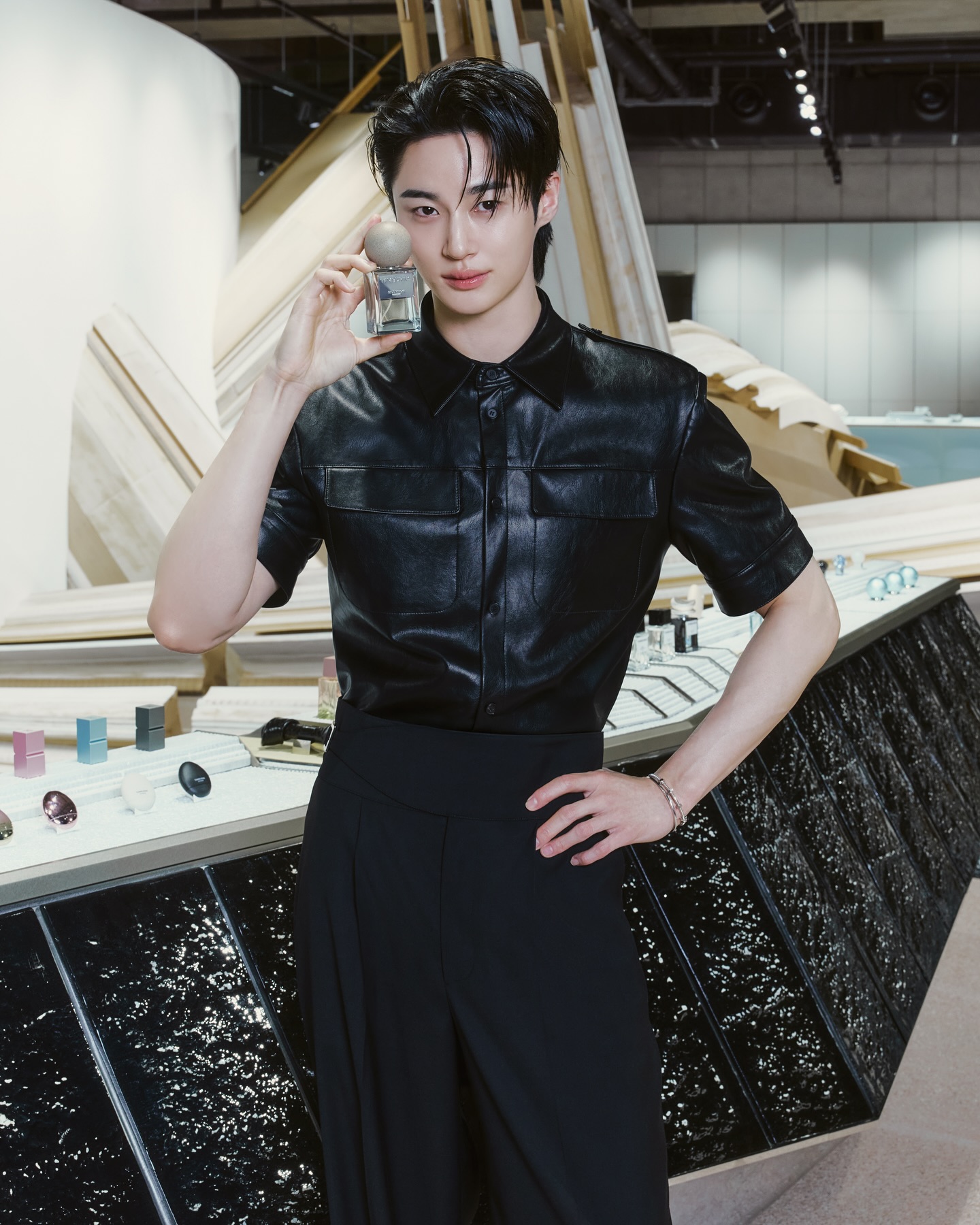 Gentle Monster gặp phốt chấn động, Jennie bị réo tên- Ảnh 5. Gentle Monster gặp phốt chấn động, Jennie bị réo tên- Ảnh 5.