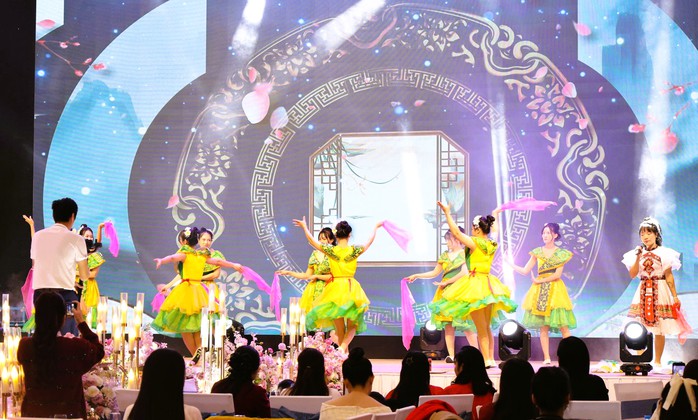 Công ty Sakurai Việt Nam chi 5 tỉ đồng tổ chức tiệc tất niên cho 13.000 công nhân - Ảnh 3. Công ty Sakurai Việt Nam chi 5 tỉ đồng tổ chức tiệc tất niên cho 13.000 công nhân - Ảnh 3.