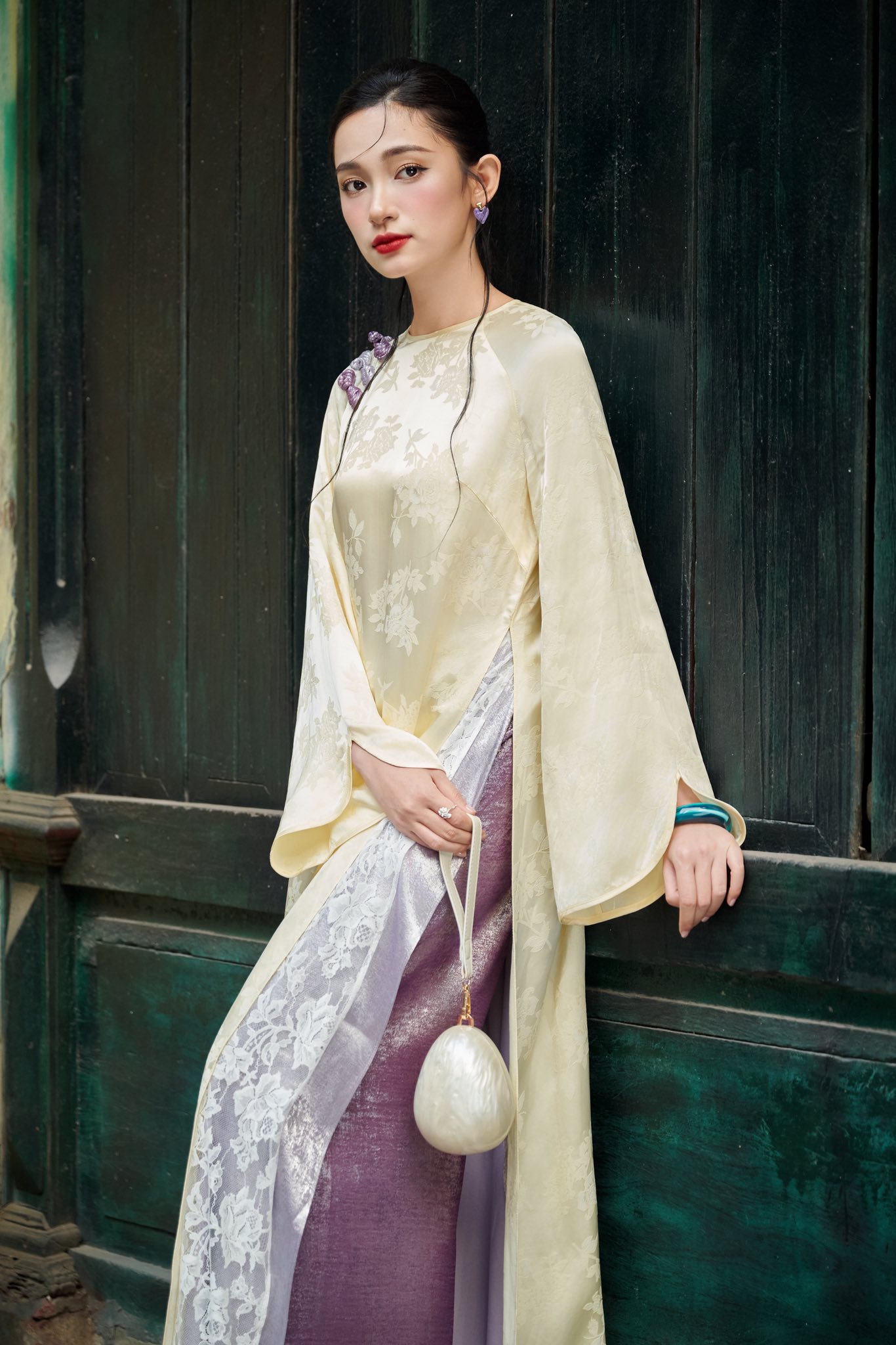 V&igrave; sao &aacute;o d&agrave;i ren được dự đo&aacute;n l&agrave; &ldquo;&aacute;t chủ b&agrave;i&rdquo; m&ugrave;a Tết 2026?- Ảnh 19.