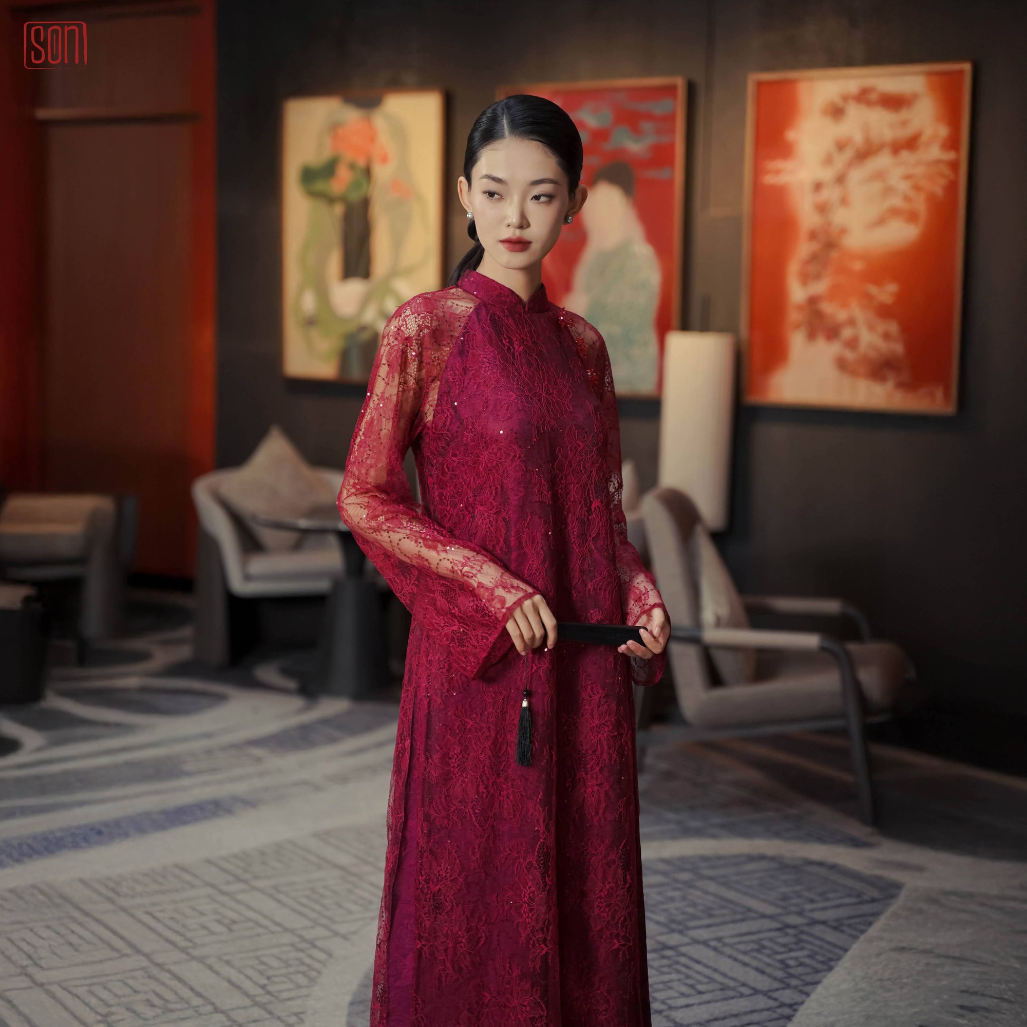 V&igrave; sao &aacute;o d&agrave;i ren được dự đo&aacute;n l&agrave; &ldquo;&aacute;t chủ b&agrave;i&rdquo; m&ugrave;a Tết 2026?- Ảnh 6.