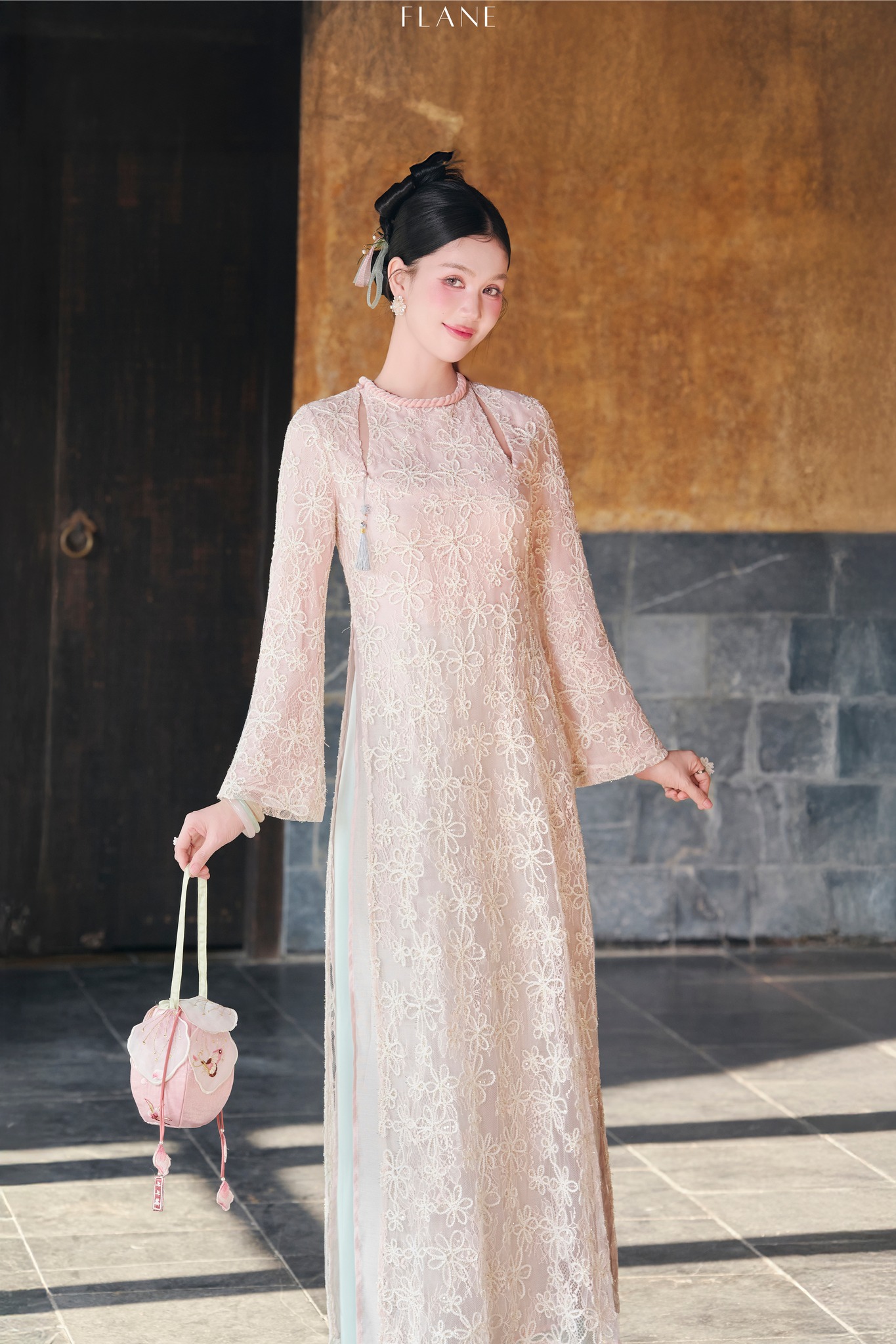 V&igrave; sao &aacute;o d&agrave;i ren được dự đo&aacute;n l&agrave; &ldquo;&aacute;t chủ b&agrave;i&rdquo; m&ugrave;a Tết 2026?- Ảnh 9.