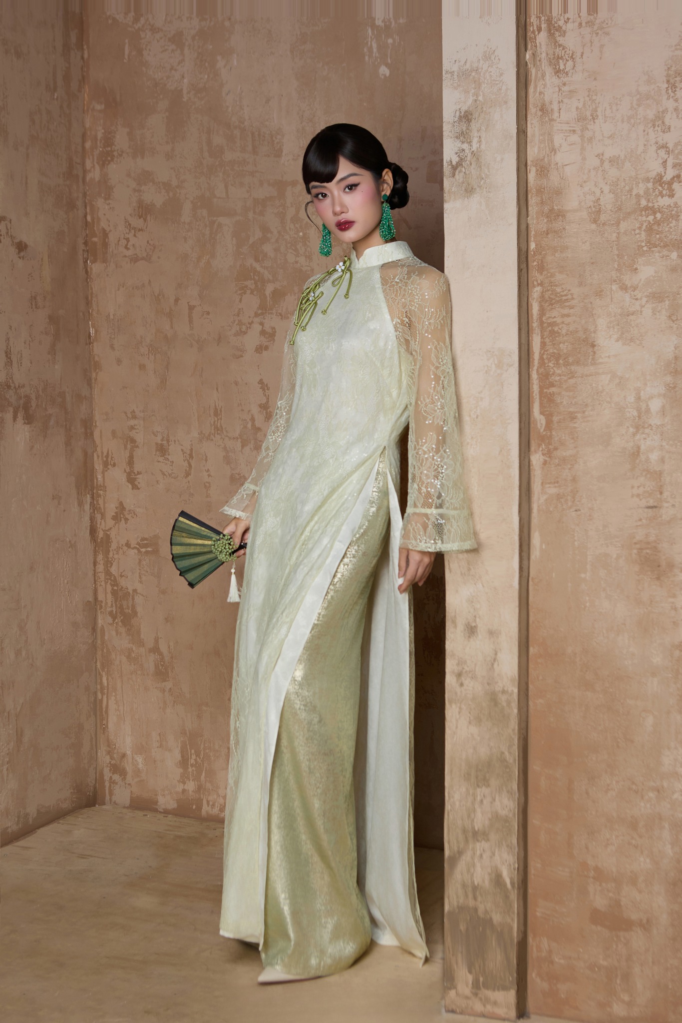 V&igrave; sao &aacute;o d&agrave;i ren được dự đo&aacute;n l&agrave; &ldquo;&aacute;t chủ b&agrave;i&rdquo; m&ugrave;a Tết 2026?- Ảnh 13.