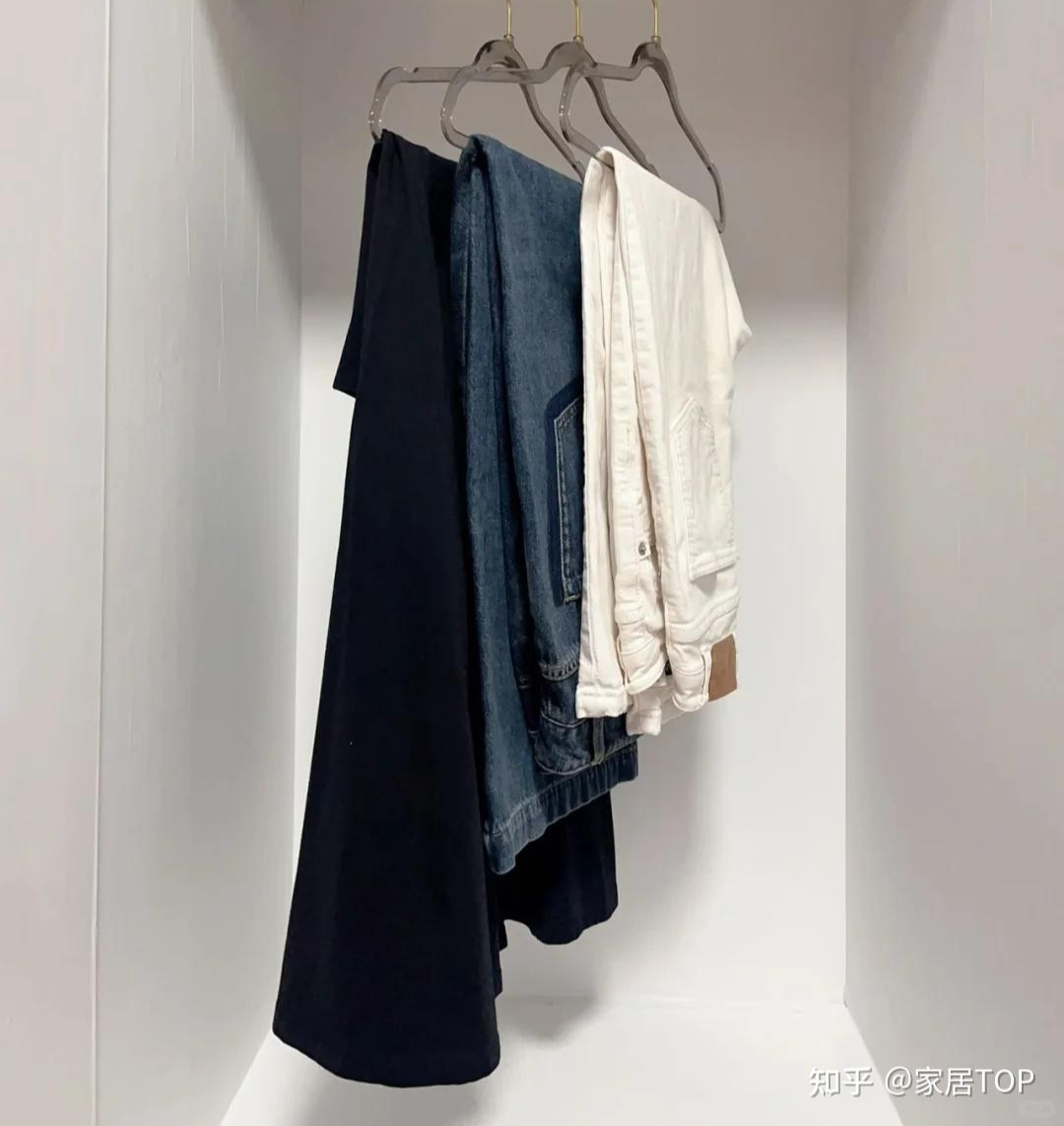 Tôi sững người trước lối sống tối giản của người phụ nữ 57 tuổi: Không phô trương, không nghèo khó - chỉ có một chiến lược tài chính bền bỉ khiến ai cũng nể - Ảnh 5.