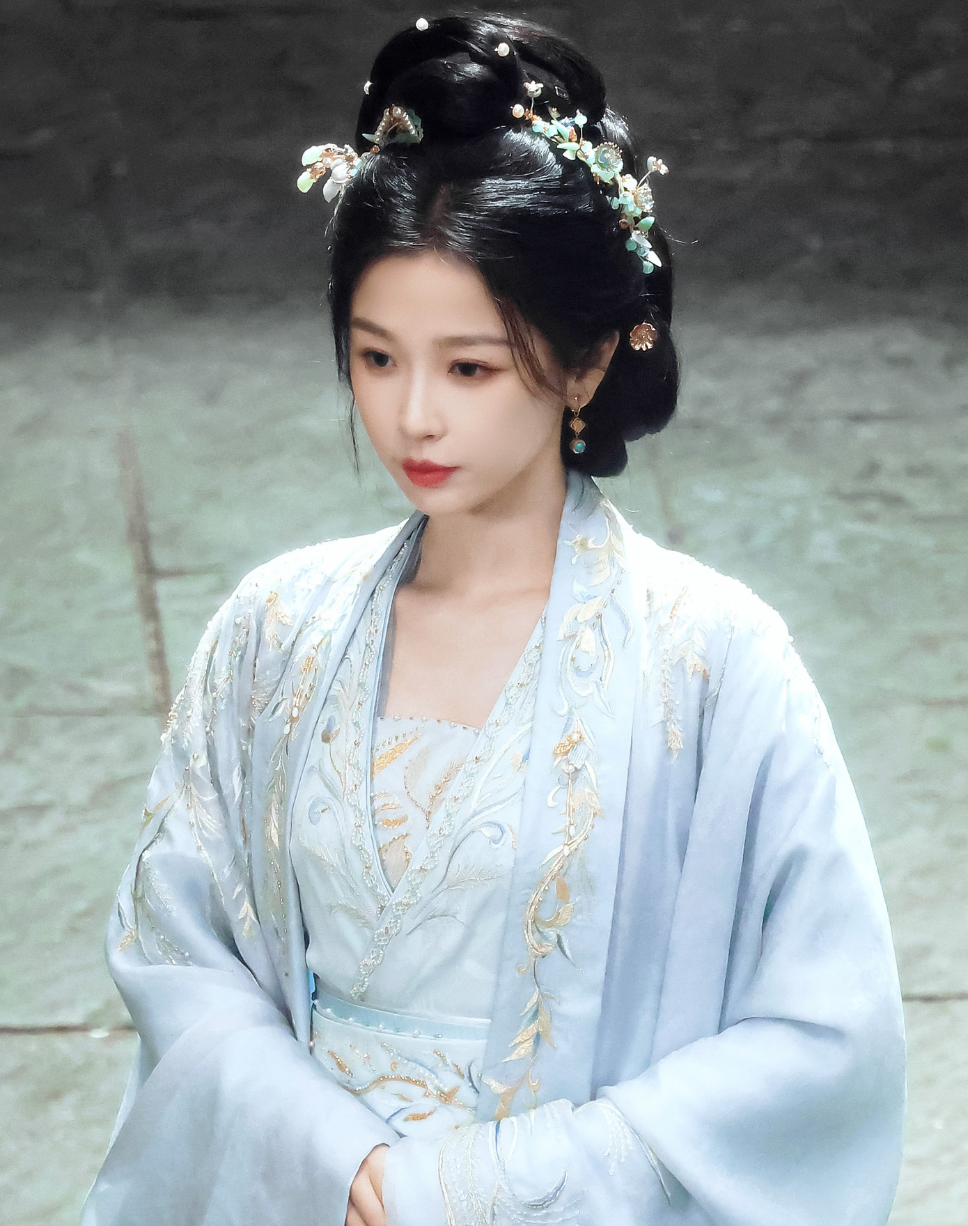 Ngu Thư H&acirc;n v&agrave; những th&aacute;ch thức sau scandal tẩy chay trong giới giải tr&iacute; - Ảnh 2.