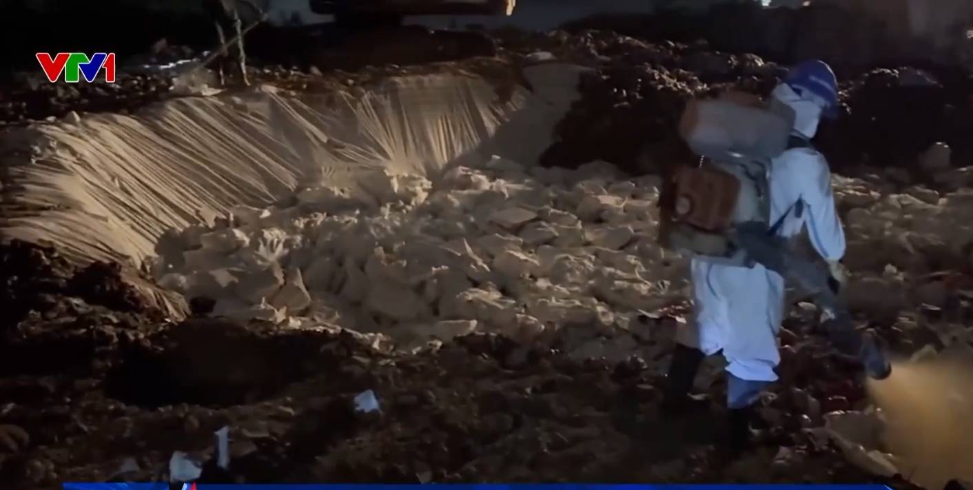 Ph&aacute;t hiện kho h&agrave;ng chứa 120 tấn thịt lợn bệnh của C&ocirc;ng ty CP Đồ hộp Hạ Long - Ảnh 9.