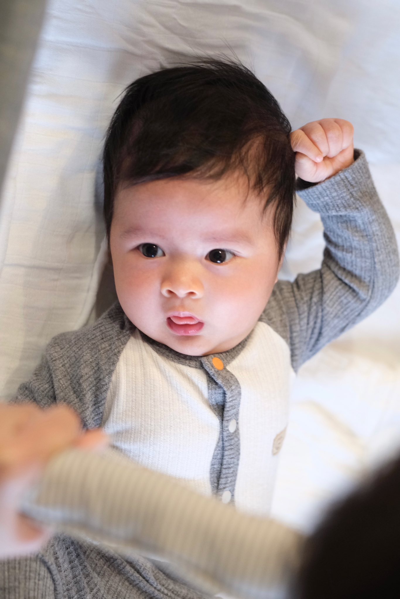 Picha - quý tử nhà HH Ngọc Hân: Em bé chào đời trong ca sinh hiếm, càng lớn ra dáng Picha - quý tử nhà HH Ngọc Hân: Em bé chào đời trong ca sinh hiếm, càng lớn ra dáng