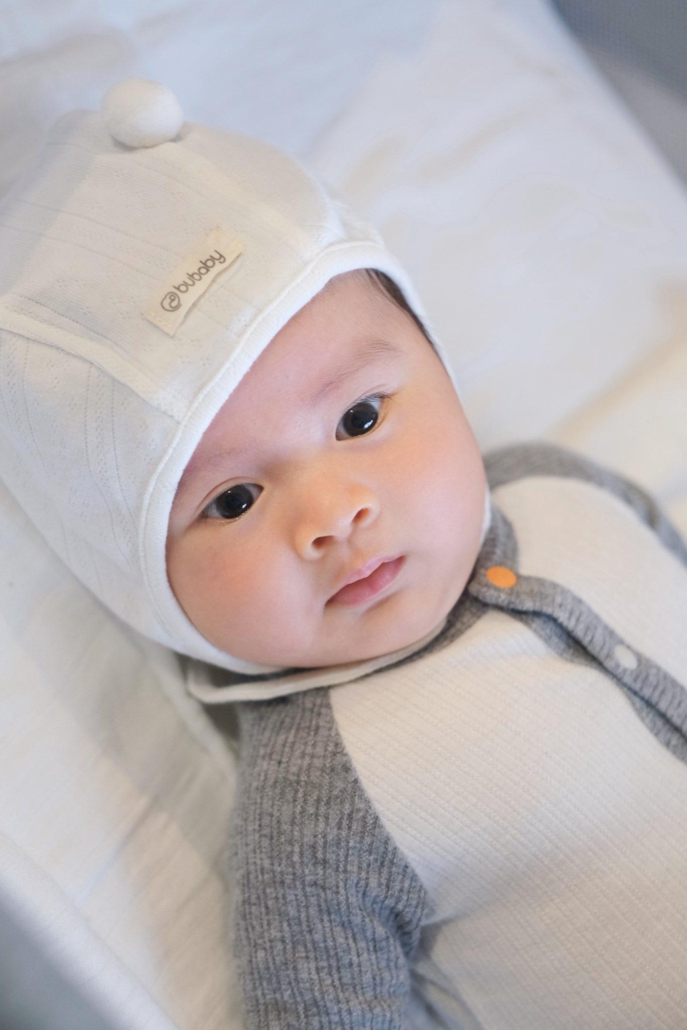 Picha - quý tử nhà HH Ngọc Hân: Em bé chào đời trong ca sinh hiếm, càng lớn ra dáng Picha - quý tử nhà HH Ngọc Hân: Em bé chào đời trong ca sinh hiếm, càng lớn ra dáng